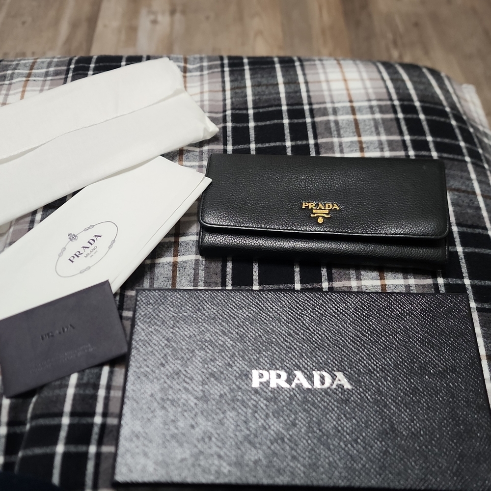 Prada wallet